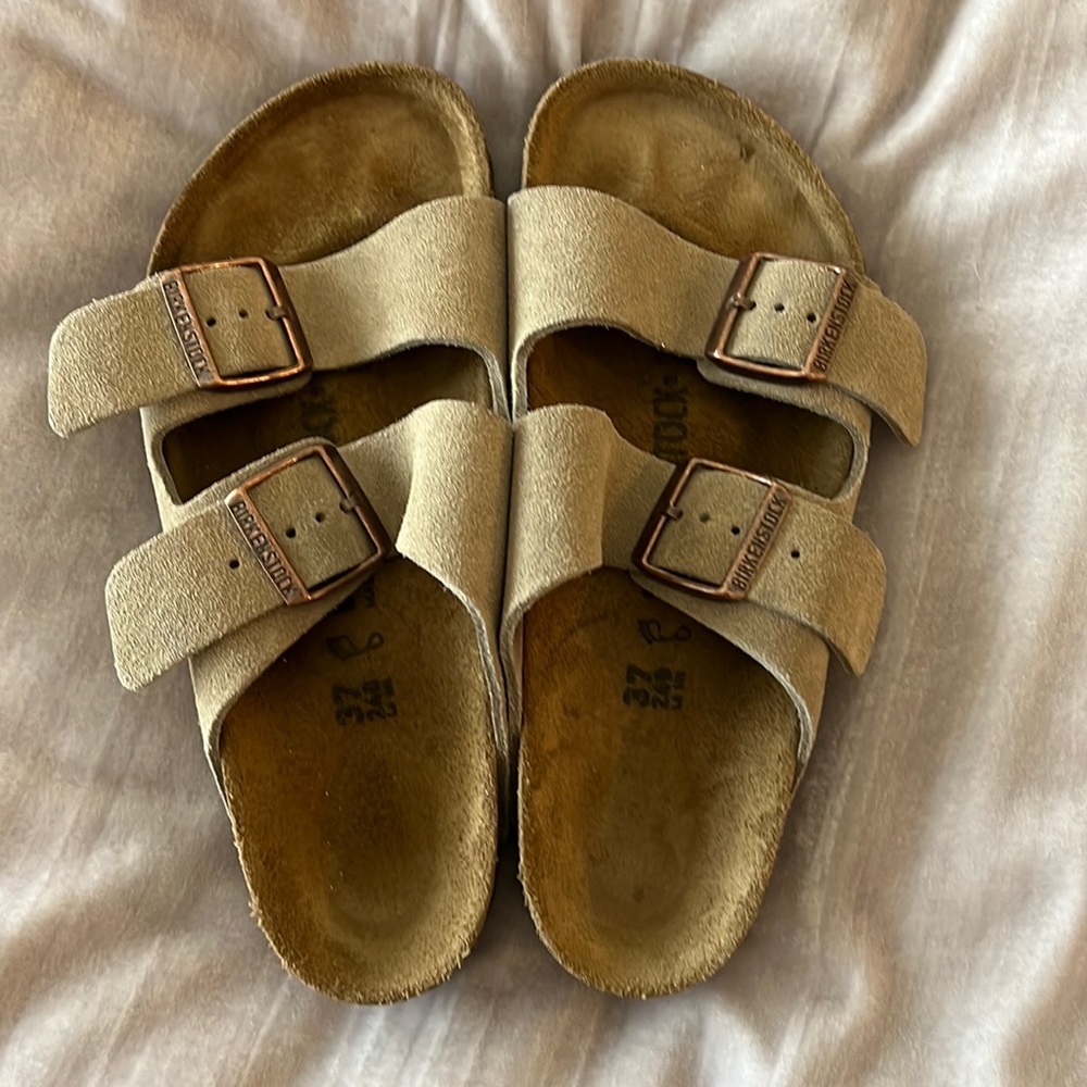 Like new condition only worn in house.